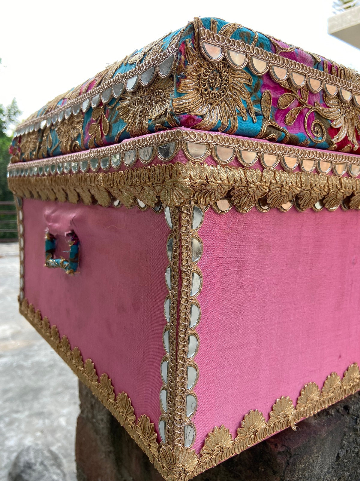 Dadi Maa_s Trunk