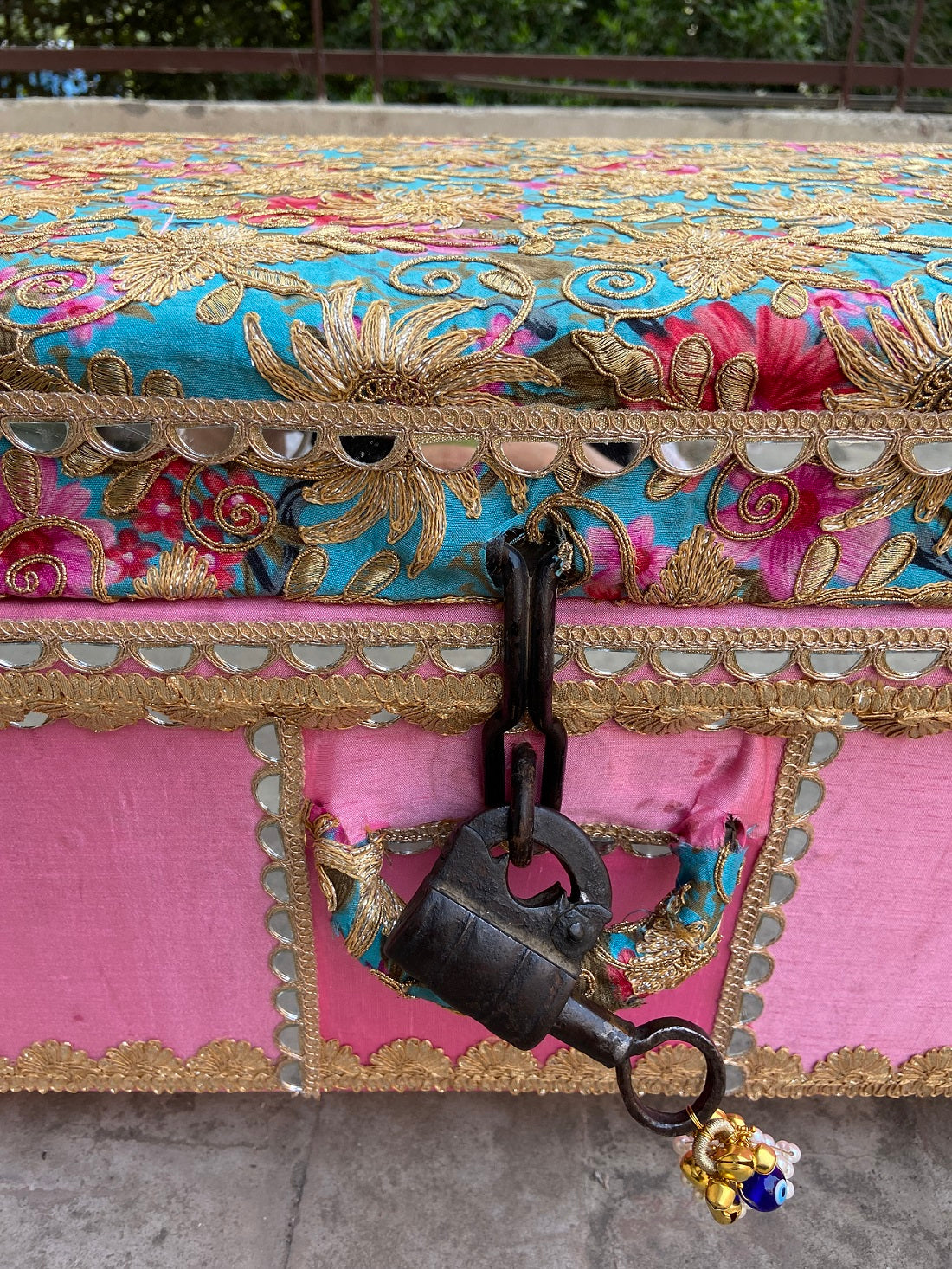 Dadi Maa_s Trunk